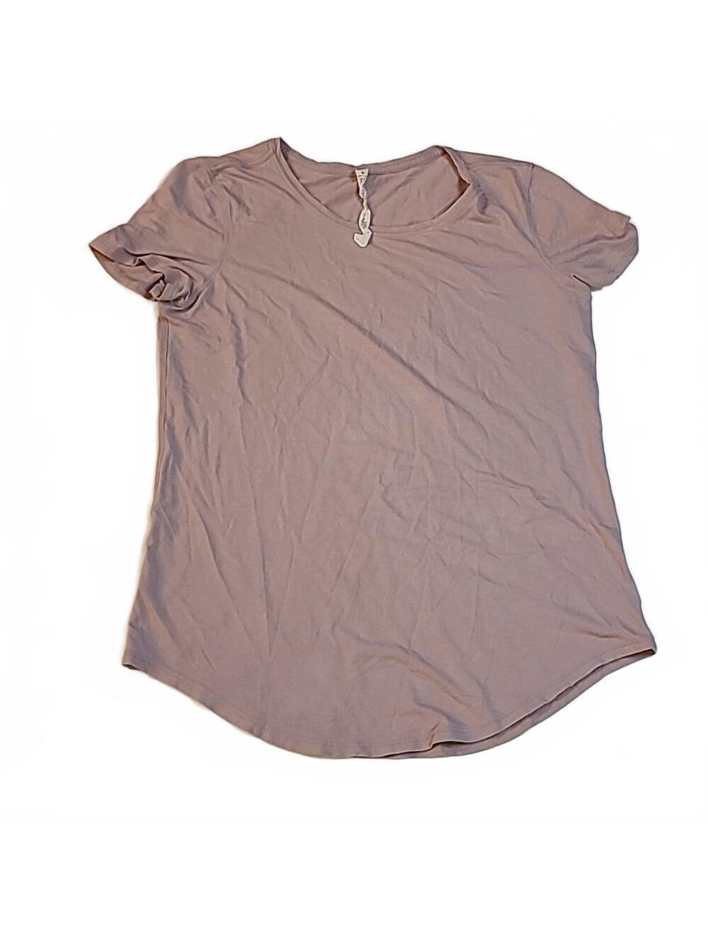 #288 Lululemon Tshirt Size 4 t1159